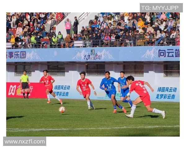 足球盛宴欢庆时刻球迷共聚共享激情与快乐